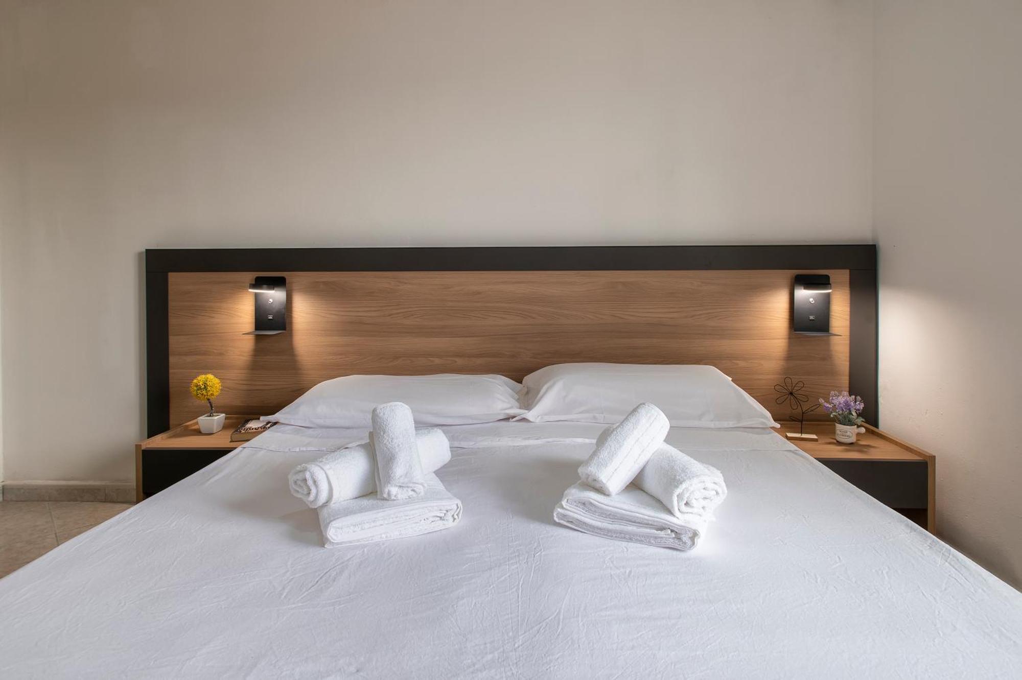 Oasis Guest House Alghero Bagian luar foto