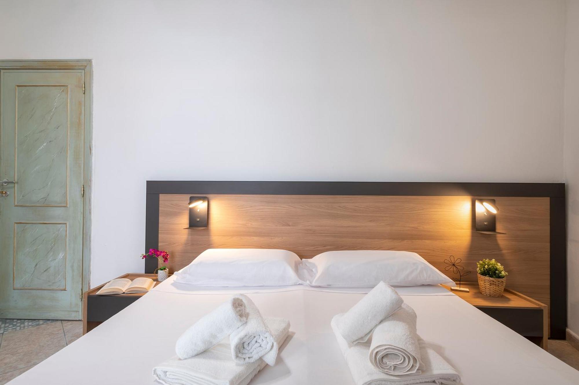Oasis Guest House Alghero Bagian luar foto
