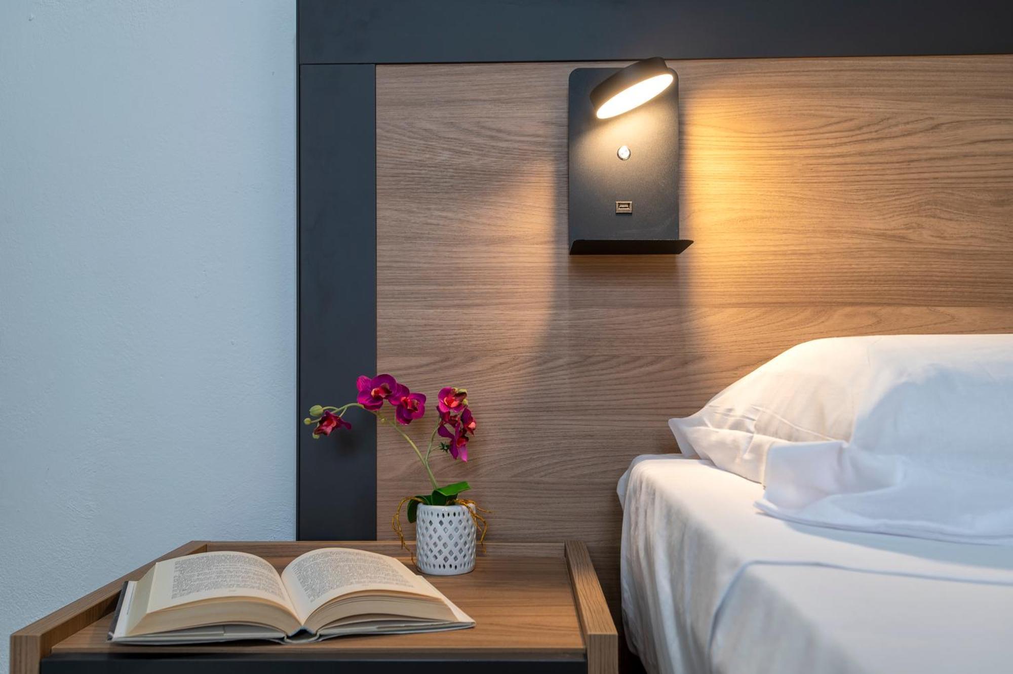 Oasis Guest House Alghero Bagian luar foto