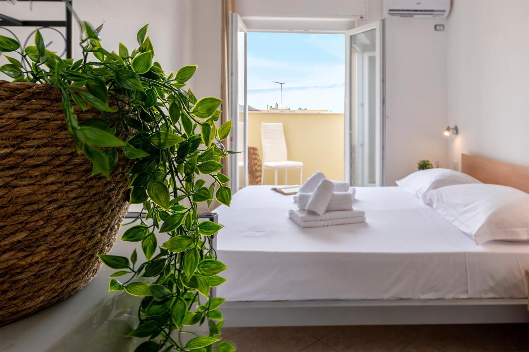 Oasis Guest House Alghero Bagian luar foto